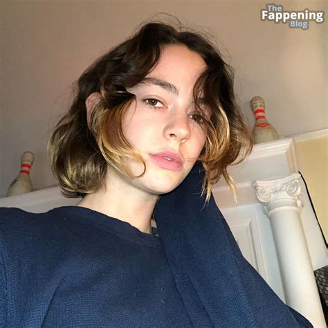 Brigette Lundy Paine Briiiiiiiiiig Nude Leaks Photo TheFappening