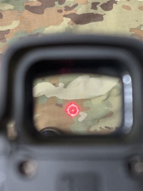 How the first holographic weapon sight replaced itself - We Are The Mighty