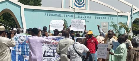 Members Of Asuu Atbu Stage Peaceful Protest