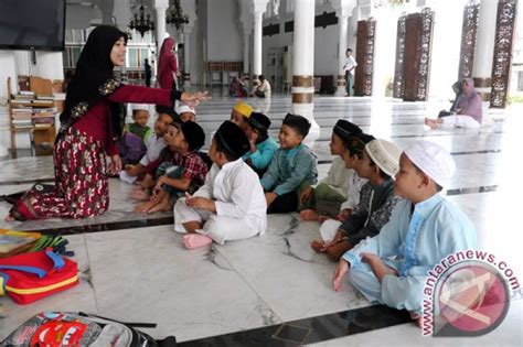 Program Magrib Mengaji Mendidik Anak ANTARA News