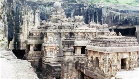 Kailash Temple in india [2062 x 1176] : ArchitecturePorn