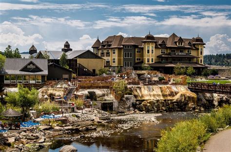 14 Best Colorado Hot Spring Resorts & Hotels | Your Top Guide