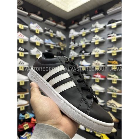 Jual SEPATU SEKOLAH SNEAKER FASHION GRAND GARIS TIGA HITAM PUTIH