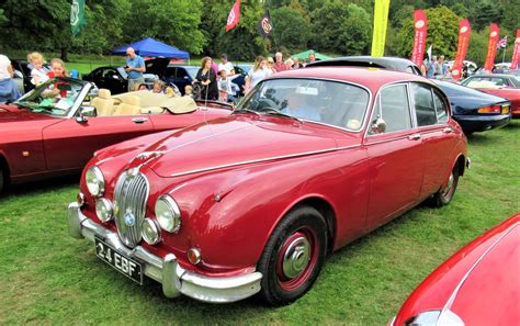 Himley Hall Car Show Sept 2018 323 Jaguar Mk II 1962 Barry