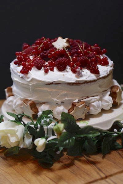 NAKED CAKE FRUITS ROUGES ET MASCARPONE Épicétout la cuisine de Dany