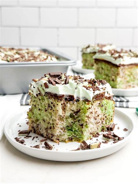 Easy Mint Chocolate Cake Grasshopper Cake Midwestern Homelife