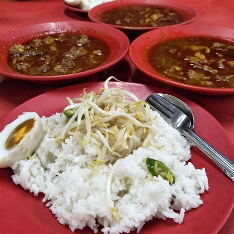 Makan Di Asam Pedas Hajjah Mona