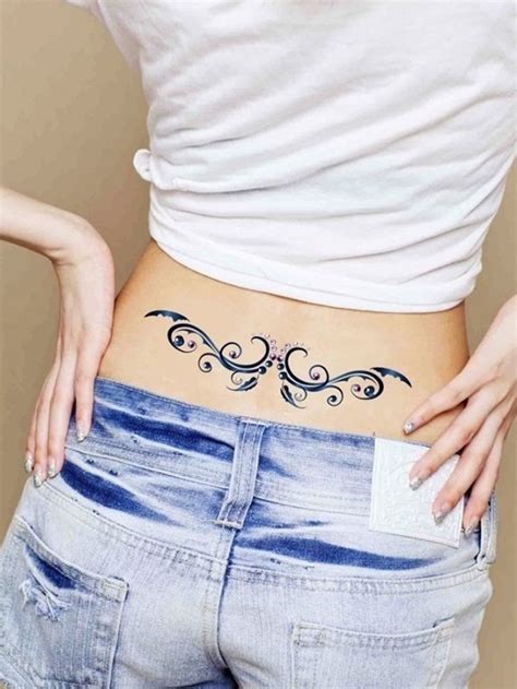 70 Tatuajes En La Baja Espalda Zona Lumbar Para Mujer