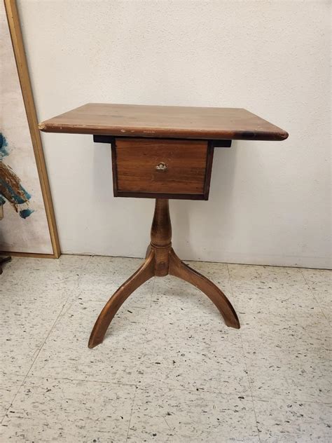 Small 3 Legged Table