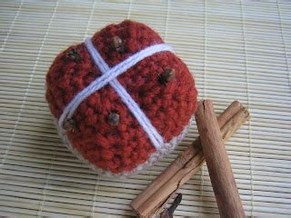 Crochetroo Hot Cross Buns Free Crochet Pattern