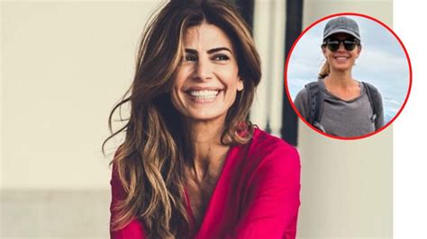 El Look Monocolor De Juliana Awada Para Hacer Trekking En El Sur Caras