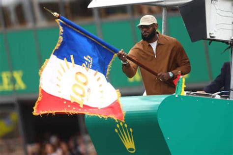 Lakers Video Lebron James Waves French Flag To Signal Start Of Le Mans