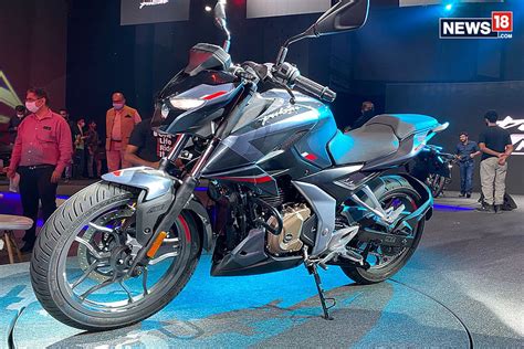 In Pics Bajaj Pulsar N250 Launched At Rs 1 38 Lakh See Design