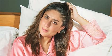 Rayakan Ultah Ke 42 Kareena Kapoor Potong Kue Bareng Baby Jeh