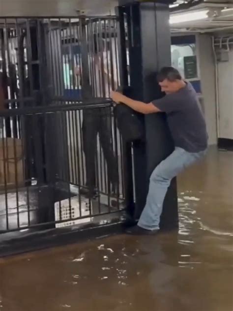 Angry commuters are flooding the tollsbymailnycom help desk 6