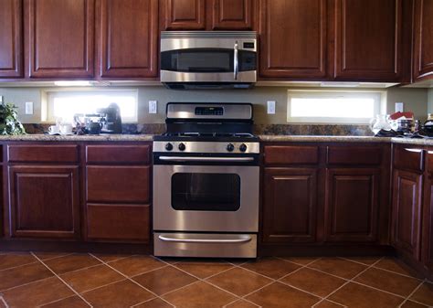 Replace Your Over-the-Range Microwave | DoItYourself.com