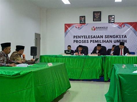 Sidang Ke Bawaslu Tangsel Dpc Partai Pdi Perjuangan Sebut Ada