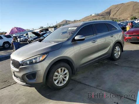 Report 5xypg4a36hg193173 Kia Sorento 2017 Gray Gas Price And Damage