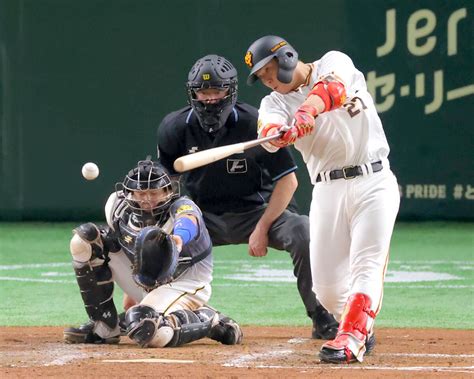 【巨人】炭谷銀仁朗が勝ち越し打 6試合ぶりのスタメン起用に応える スポーツ報知