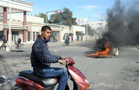 More than 1,000 Arrested In Tunisian Anti-Government Protests Five ...