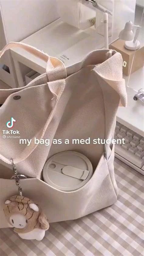 Pin By Pinner On Sizin Pinleriniz In School Bag Essentials