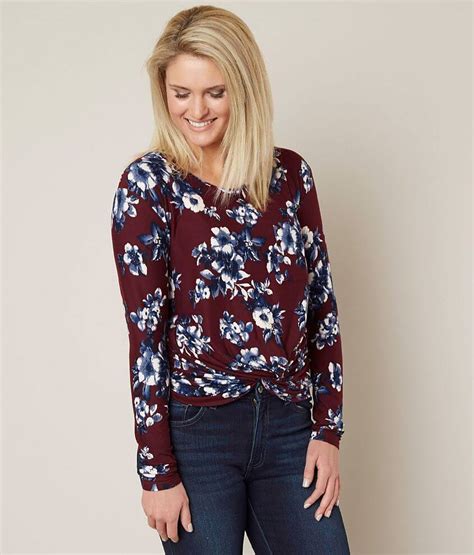 Daytrip Floral Top Womens Shirtsblouses In Berry Buckle