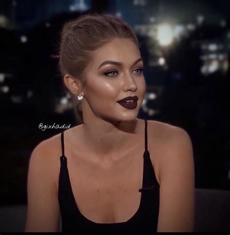 Pin By Kate Walker On Hair And Beauty Gigi Hadid Looks Gigi Hadid Celebrity Makeup