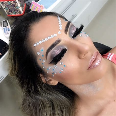 Maquiagem Strass Para O Carnaval