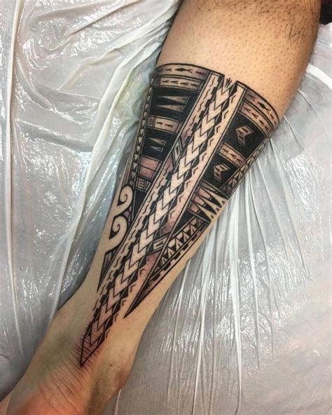 Polynesian style Achilles heel tattoo. | Heel tattoos, Polynesian tattoo designs, Polynesian ...