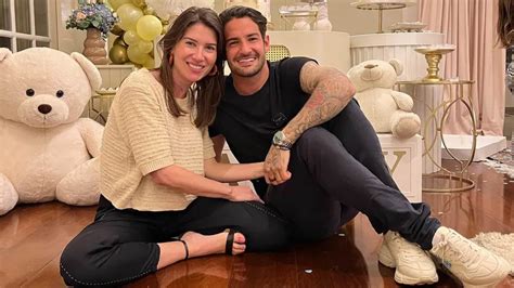 Nasce Benjamin Primeiro Filho De Rebeca Abravanel E Alexandre Pato