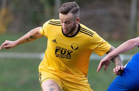 Fu Ball Kreisliga A Staffel Ii Spvgg Aidlingen Sitzt Tsv Kuppingen