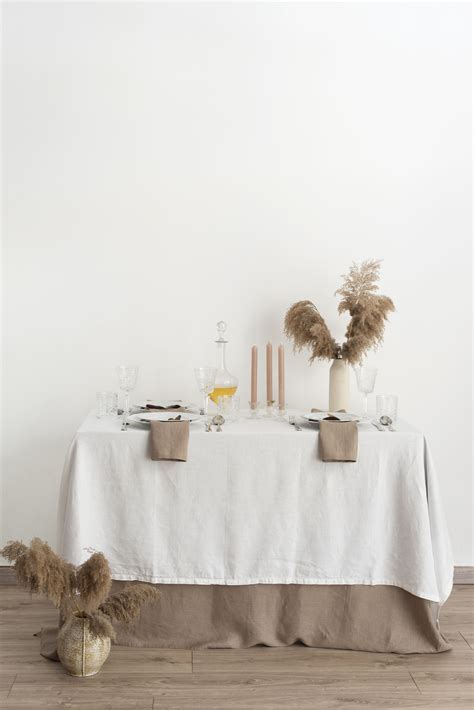 Elegant tablecloth in ecru color – Artofit