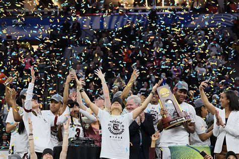 Dawn Staley Leads South Carolina Over Uconn For Second Ncaa Title The