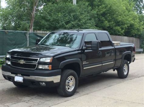 Sell Used 2006 Chevrolet Silverado 2500 Hd Lt Crew Cab Pickup 4 Door 6 6l In Roselle Illinois