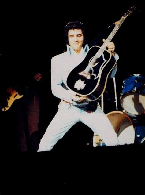 Rare Picture Of Elvis On Stage In Honolulu Hawaii In November 18