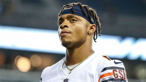 Inside Chicago Bears Qb Justin Fields Journey With Epilepsy R