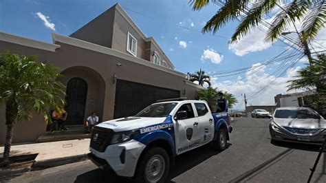 Watch Noticias Telemundo Mediodía Highlight Autoridades de Honduras