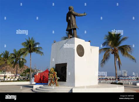 Benito juarez monument hi-res stock photography and images - Alamy