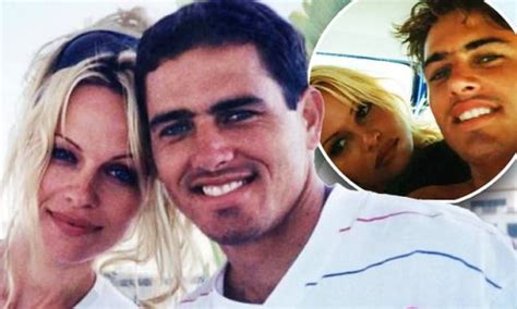 The Brutal Way Pamela Anderson Broke Up With Surfing Legend Kelly