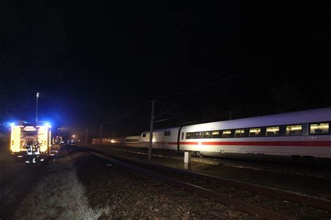 Reportnet De Nauen Ice Panne Auf Bahnstrecke Berlin K Ln Rund