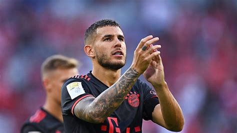 Nach Verletzungsschock FC Bayern Verteidiger Lucas Hernández dachte an