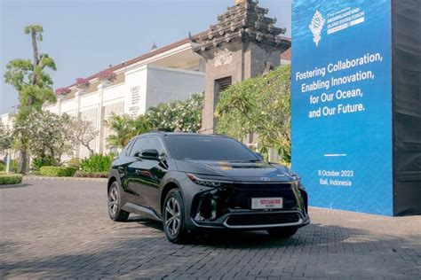 Toyota Kerahkan Mobil Listrik Bz X Untuk Delegasi Ktt Ais Di Bali