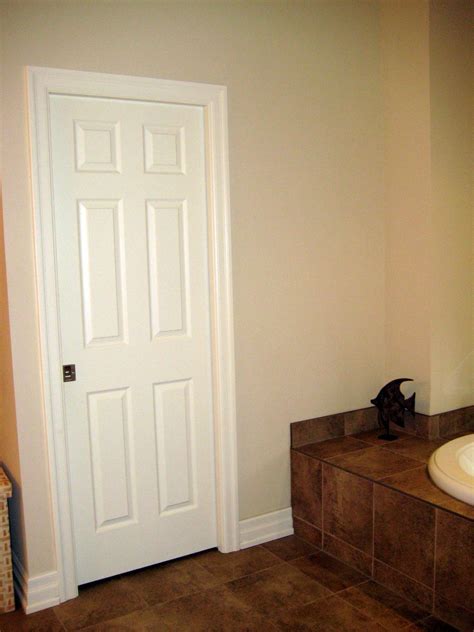 Behr Antique White Walls with Behr Elegant White Trim