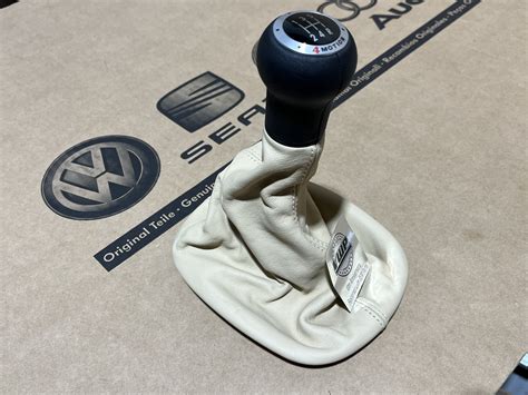 VW Passat B5 Saloon Variant 5 Speed Gearknob 4Motion Sun Beige Leather ...