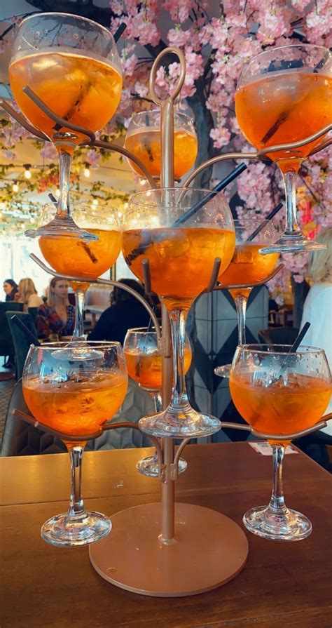 Aperol Spritz Tree Pretty Drinks Aperol Spritz Spritz