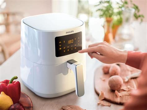 PHILIPS Heißluftfritteuse Airfryer Essential HD9252 0