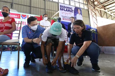 Landslide Flashflood Victims In Iloilo Receive Aid From Bong Go