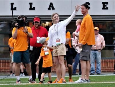 Dan Fleser: Kellie Harper Says She's Up For The Challenge Of Lady Vol ...