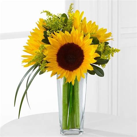 25 Creative Floral Designs With Sunflowers Sunny Summer Table