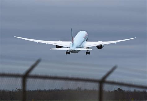 Boeing 787 Dreamliner Wins FAA Approval for Longer Flights